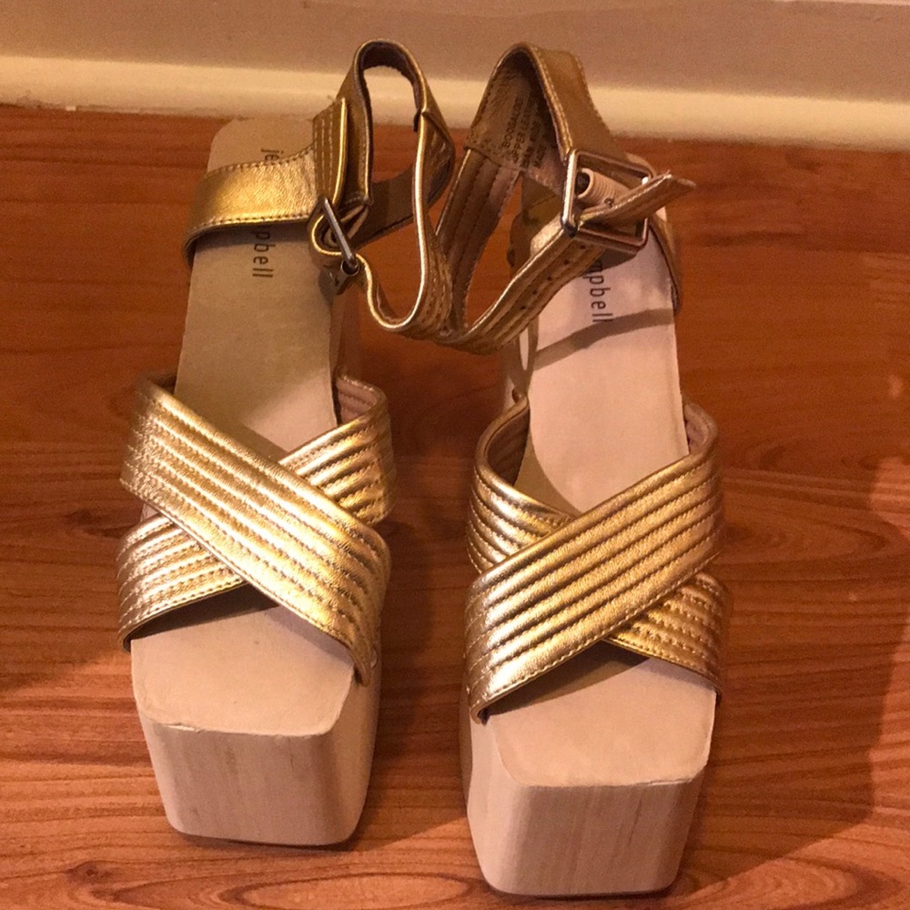 NWT Gold Platform Jeffrey Campbell